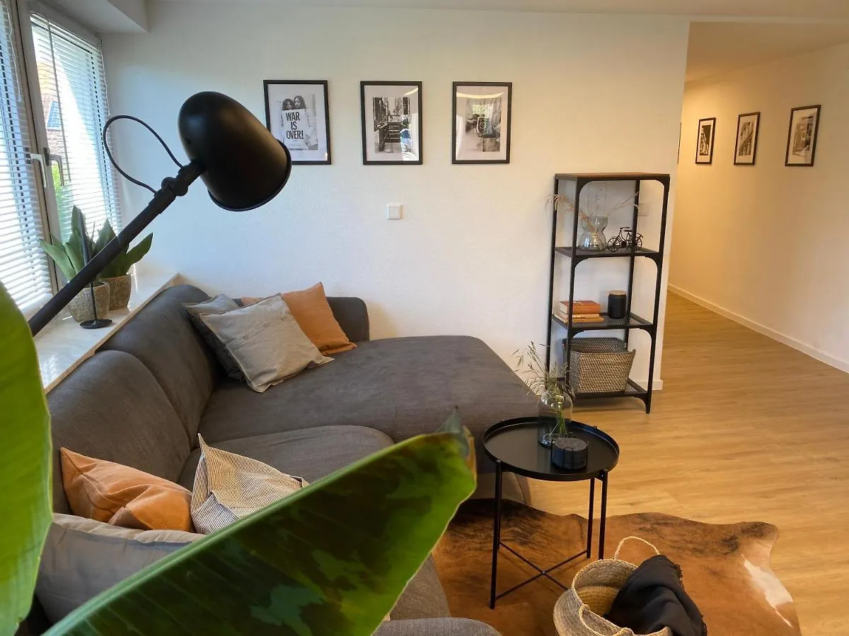 ☆Fewo Altes Kino - Modern - Quiet - 65M² - Tv - Netflix - Wlan☆ Momlingen Germany